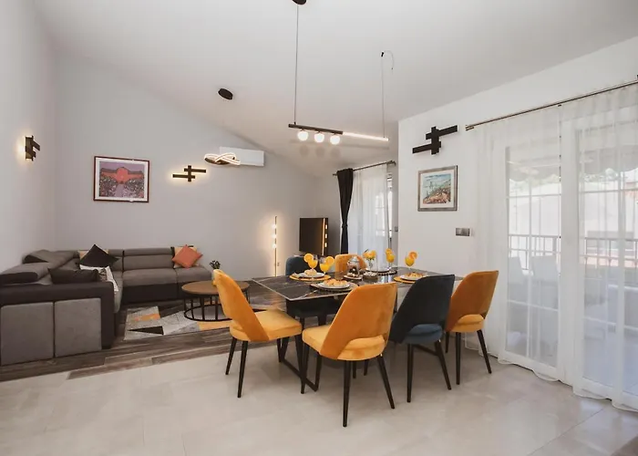 Luxury House Lucija Βίλα
